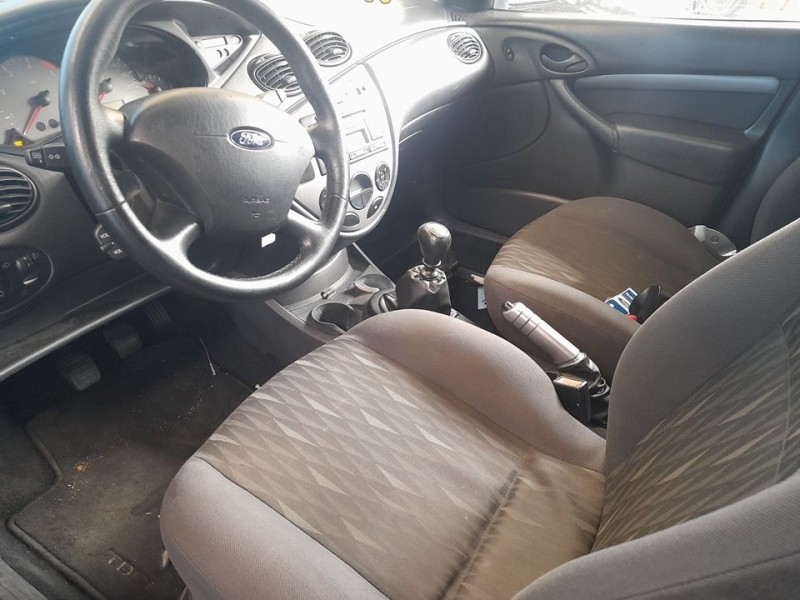 ford focus berlina (cak) del año 2003 ford focus berlina (cak) del año 2003