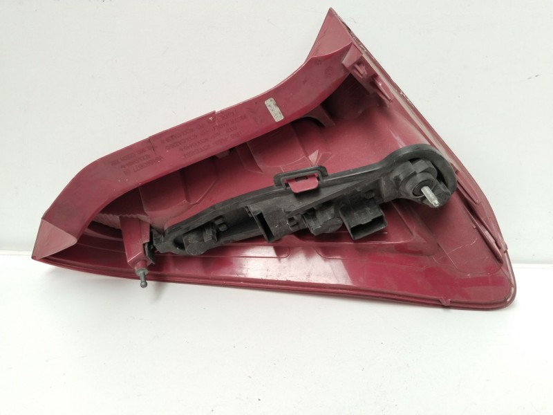 Recambio de piloto trasero derecho para citroën c4 coupe collection referencia OEM IAM 6351T6   Recambio de piloto trasero derecho para citroën c4 coupe collection referencia OEM IAM 6351T6