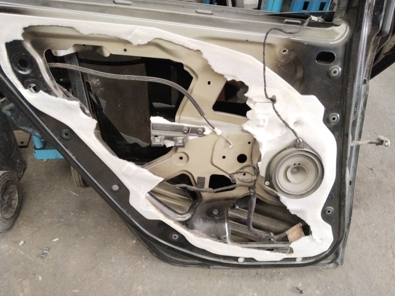 Recambio de puerta trasera izquierda para fiat bravo (198) 1.4 16v t jet sport (110kw) referencia OEM IAM 0051839096 NEGRO 