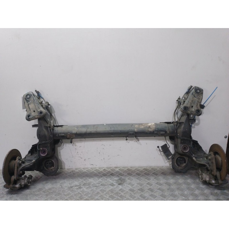 Recambio de puente trasero para peugeot 208 allure referencia OEM IAM 1607197180  