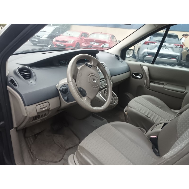 RENAULT GRAND SCÉNIC II (JM0/1_) - imagen 6
