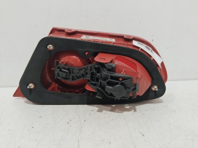 Recambio de piloto porton trasero izquierdo para seat leon (1p1) reference referencia OEM IAM 1P0945093F  