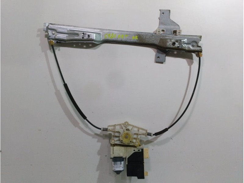 Recambio de elevalunas delantero derecho para citroën c4 berlina vtr plus referencia OEM IAM 9657133880 COMFORT 