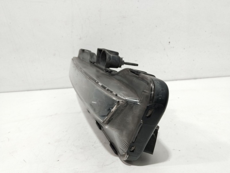 Recambio de faro antiniebla derecho para hyundai i40 cab bluedrive referencia OEM IAM 922023Z5  