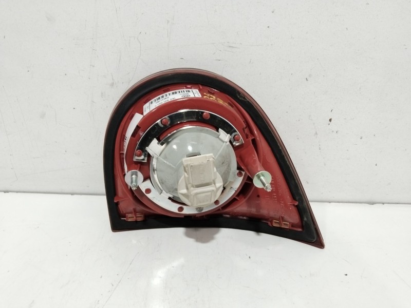 Recambio de piloto trasero izquierdo para volkswagen golf v berlina (1k1) gt sport referencia OEM IAM 1K6945093G  