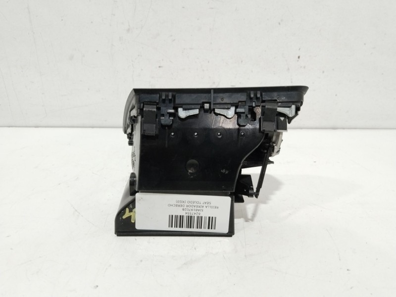 Recambio de rejilla aireador derecho para seat toledo (kg3) reference referencia OEM IAM 5JA819702B  