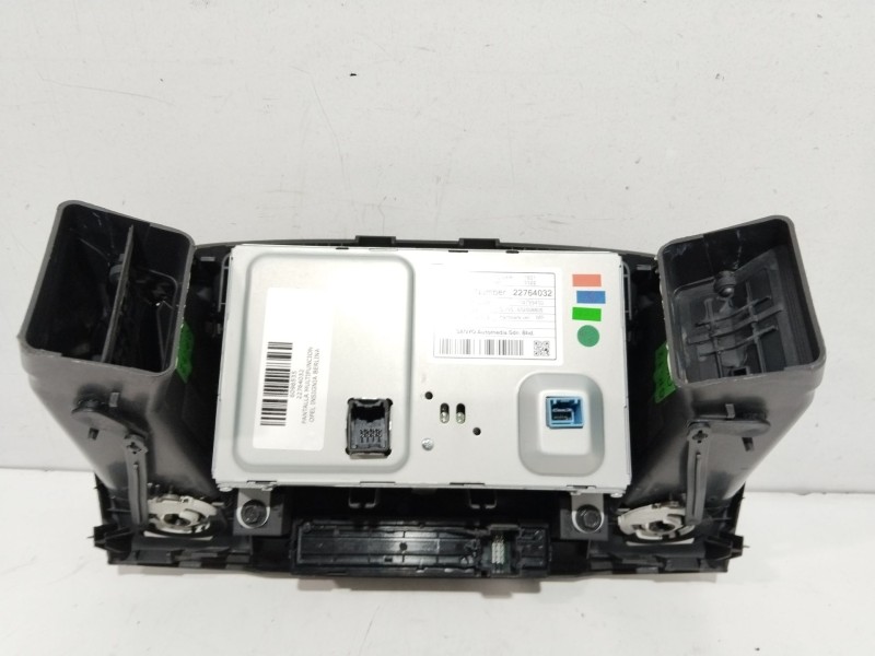 Recambio de pantalla multifuncion para opel insignia berlina sportive referencia OEM IAM 22764032  14799450