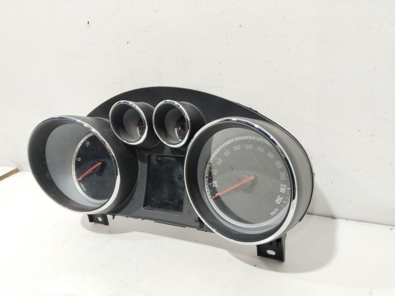 Recambio de cuadro instrumentos para opel insignia berlina sportive referencia OEM IAM 365903926  