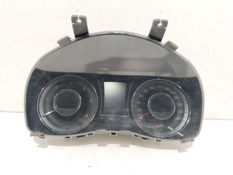 Recambio de cuadro instrumentos para hyundai i40 cab bluedrive referencia OEM IAM 940233Z560  11003076410H