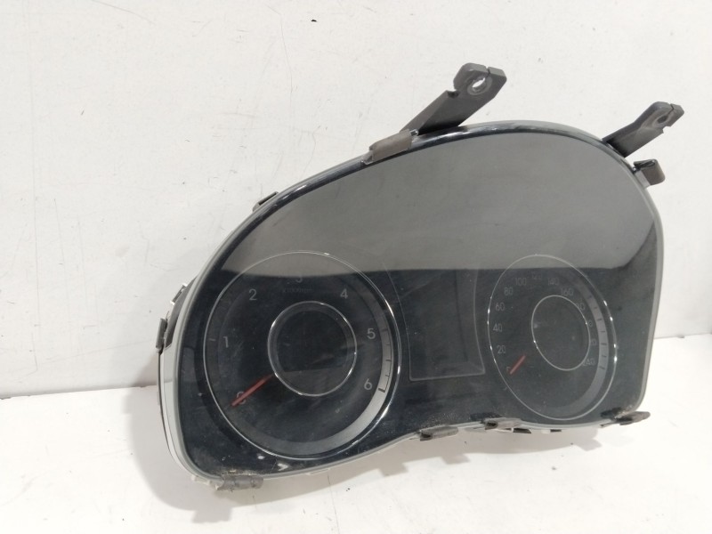 Recambio de cuadro instrumentos para hyundai i40 cab bluedrive referencia OEM IAM 940233Z560  11003076410H