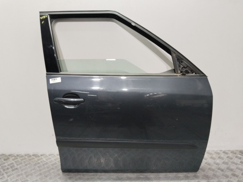 Recambio de puerta delantera derecha para skoda fabia (5j2 ) sport referencia OEM IAM 5J6831056  GRIS