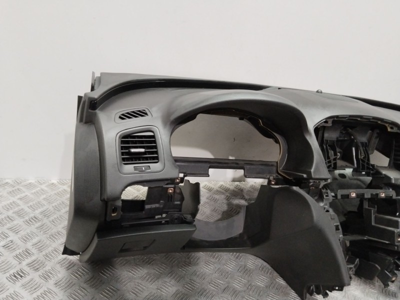 Recambio de salpicadero para opel insignia berlina sportive referencia OEM IAM 20953073 13294094 20955173