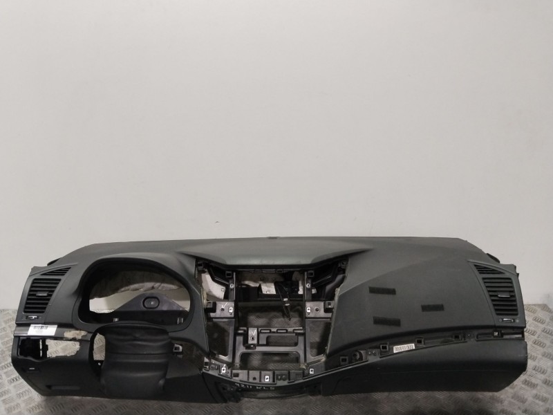 Recambio de salpicadero para hyundai i40 cab bluedrive referencia OEM IAM 847103Z000RY 569703Z100RY 845303Z000