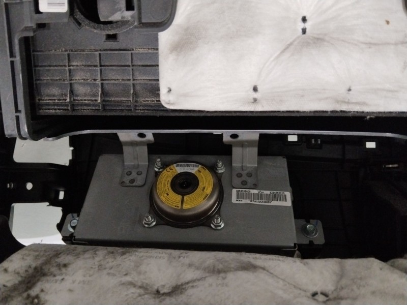 Recambio de salpicadero para hyundai i40 cab bluedrive referencia OEM IAM 847103Z000RY 569703Z100RY 845303Z000