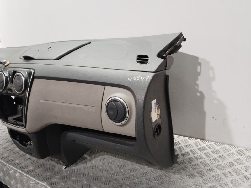 Recambio de salpicadero para dacia lodgy ambiance referencia OEM IAM 681005017R  985255139R