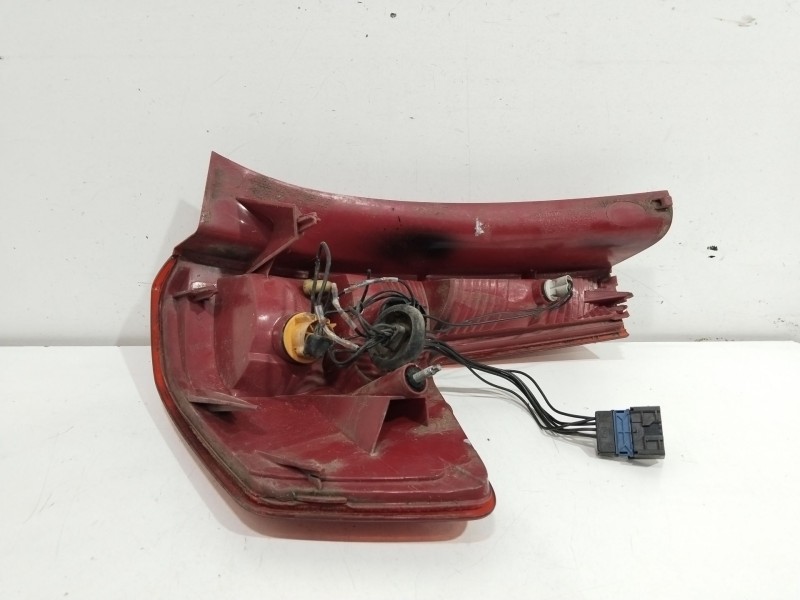 Recambio de piloto trasero izquierdo para citroën c4 berlina collection referencia OEM IAM   