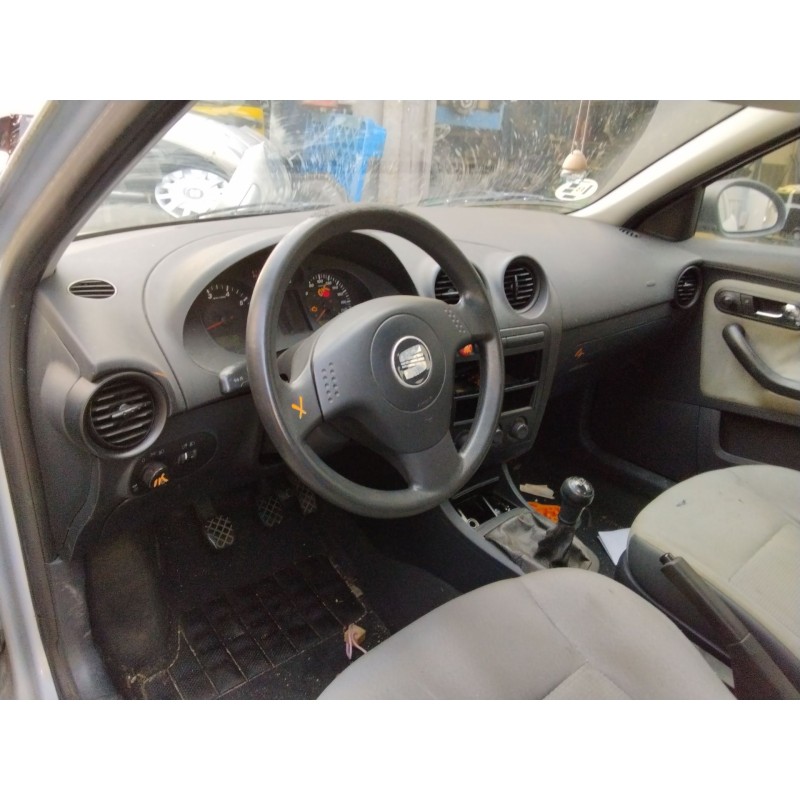 SEAT IBIZA III (6L1) - imagen 5