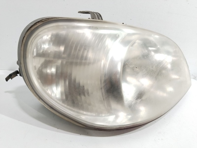 Recambio de faro derecho para kia carnival ii (gq) 2.9 crdi referencia OEM IAM   