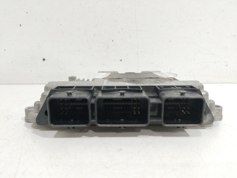 Recambio de centralita motor uce para citroën c4 berlina collection referencia OEM IAM   