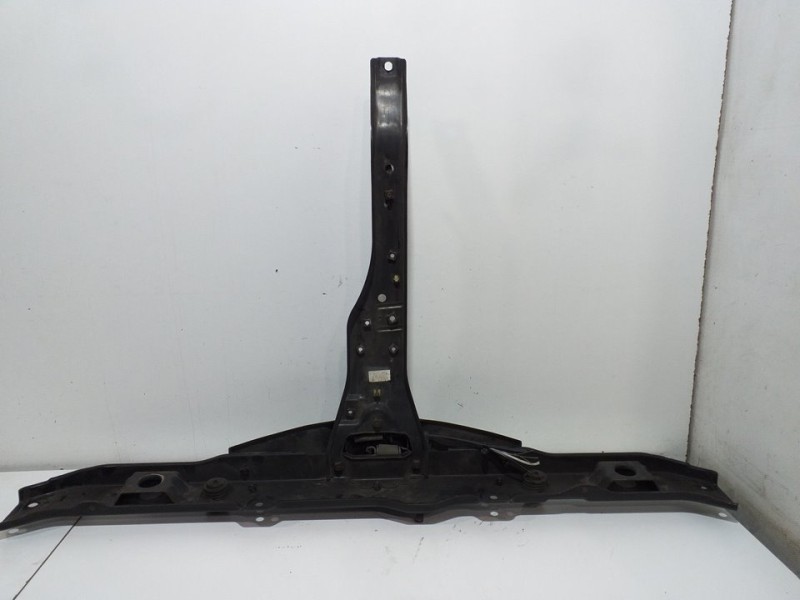 Recambio de travesaño superior para hyundai santa fe (sm) 2.4 gls 4x4 referencia OEM IAM 6412026200  