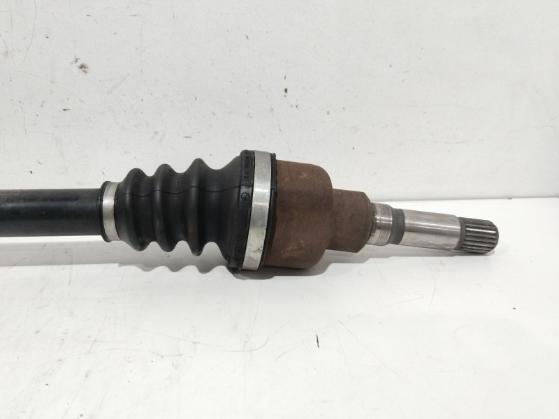 Recambio de transmision delantera derecha para peugeot 208 access referencia OEM IAM 9803959680  