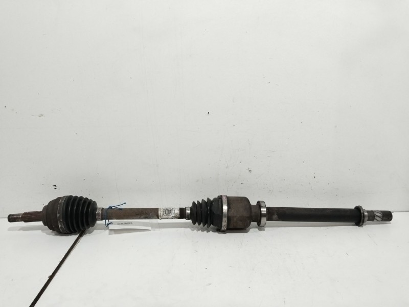 Recambio de transmision delantera derecha para renault clio iii confort dynamique referencia OEM IAM 8200499586  