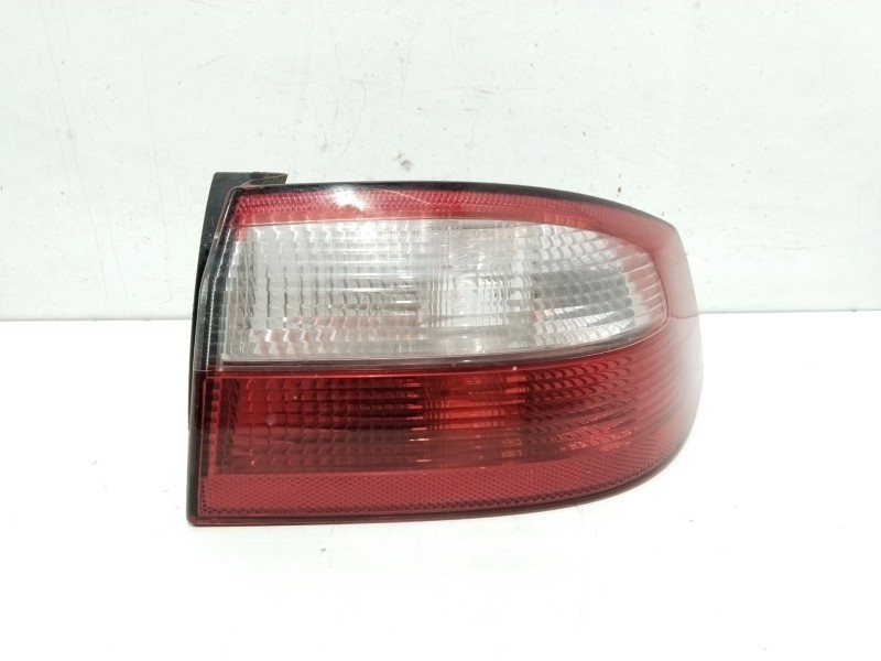 Recambio de piloto trasero derecho para renault laguna ii (bg0) dynamique referencia OEM IAM 8200002474   Recambio de piloto trasero derecho para renault laguna ii (bg0) dynamique referencia OEM IAM 8200002474