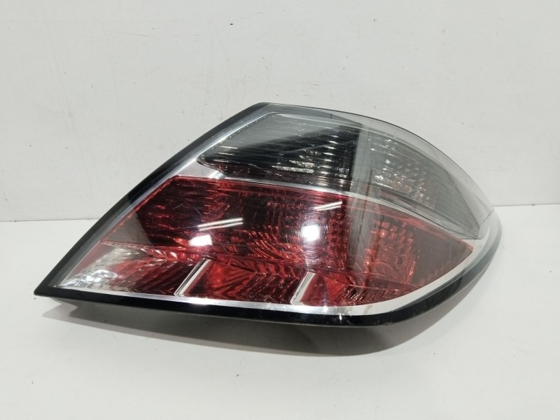 Recambio de piloto trasero derecho para opel astra gtc cosmo referencia OEM IAM 462141722  