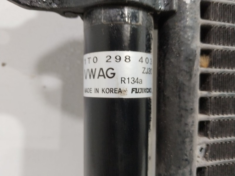 Recambio de condensador / radiador aire acondicionado para volkswagen touran (1t2) highline referencia OEM IAM 1T0298403  