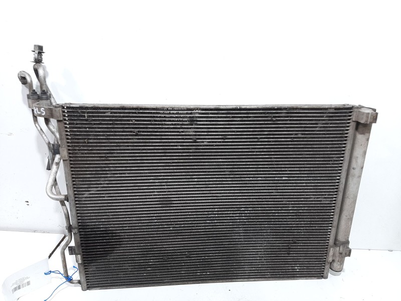 Recambio de condensador / radiador aire acondicionado para hyundai i40 cab bluedrive referencia OEM IAM 976063Z000  