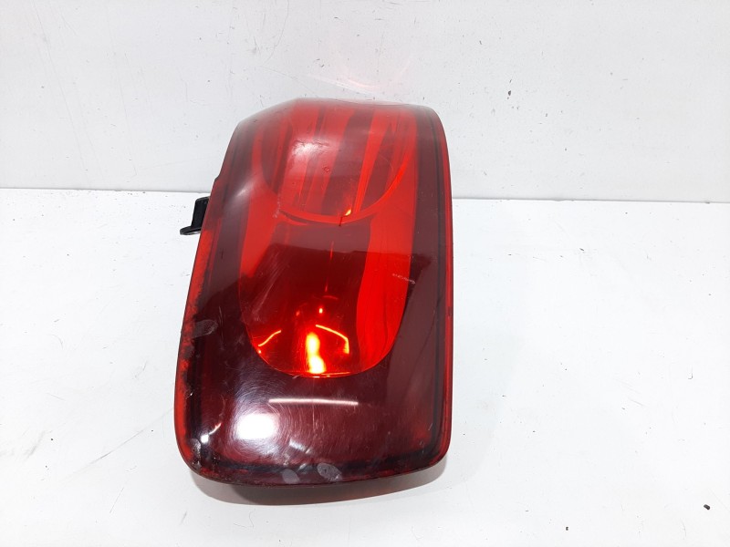 Recambio de piloto trasero izquierdo para fiat croma (194) 2.4 20v multijet emotion referencia OEM IAM 01860G  