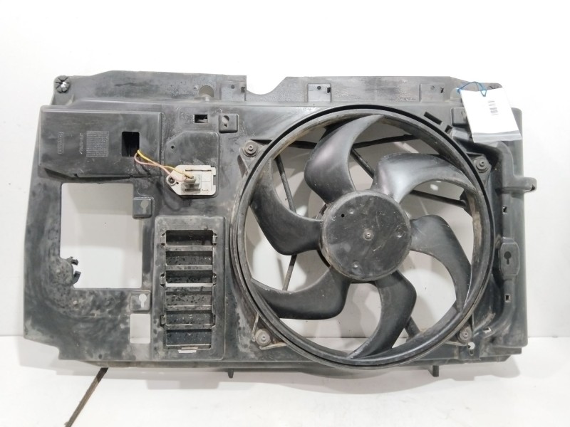 Recambio de panel frontal para peugeot partner (s2) combiespace referencia OEM IAM 7213Y9  