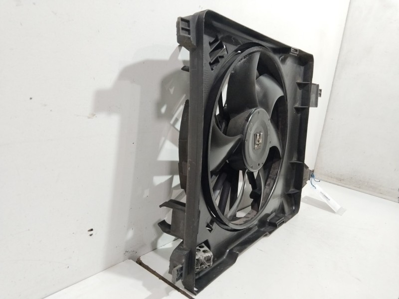 Recambio de electroventilador para renault megane ii berlina 5p authentique referencia OEM IAM 8200151464  