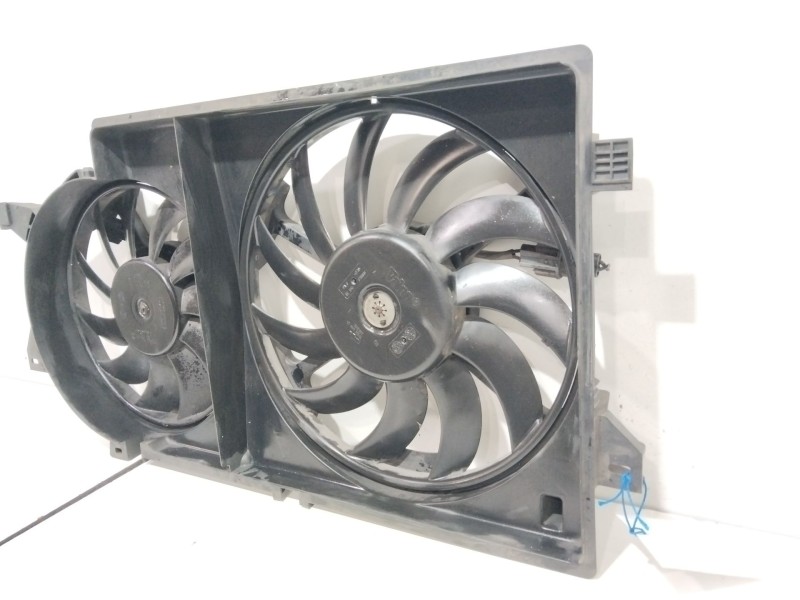 Recambio de electroventilador para chrysler voyager (rg) 2.8 crd grand voyager limited referencia OEM IAM 05005417AD  