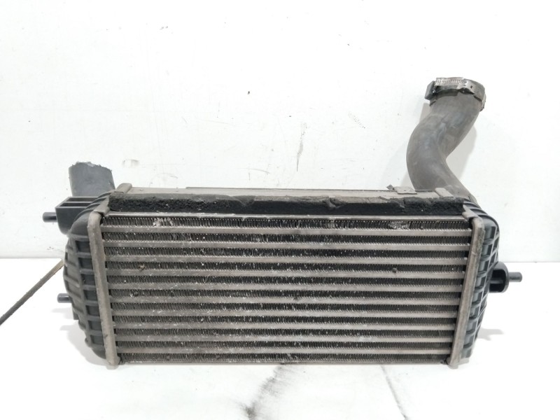 Recambio de intercooler para kia carens ( ) drive referencia OEM IAM 282702A820  