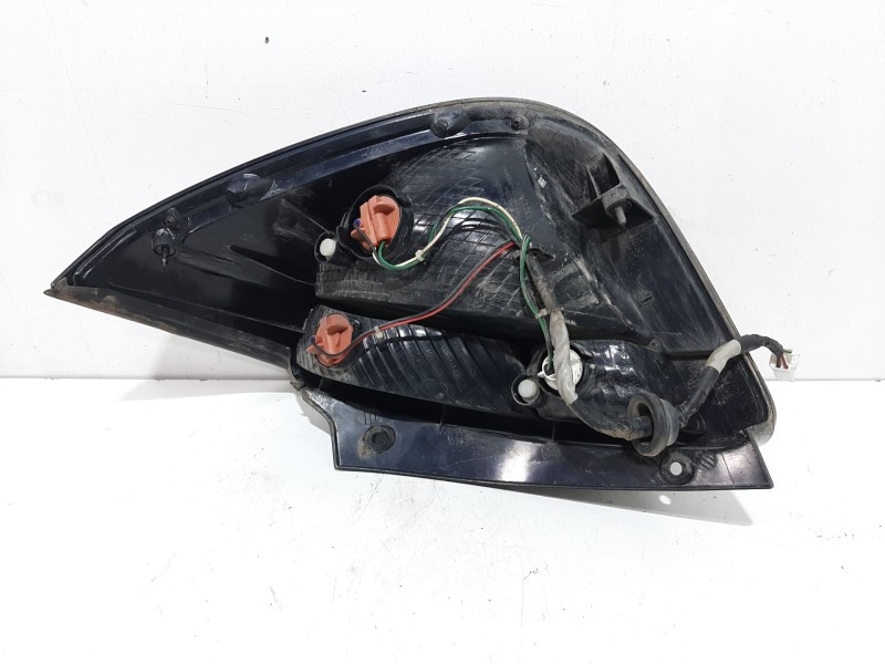 Recambio de piloto trasero izquierdo para kia rio 1.4 ex1 referencia OEM IAM 924011G210  1156NA