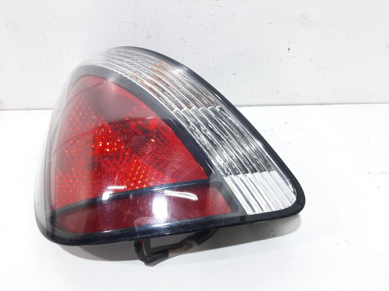 Recambio de piloto trasero izquierdo para kia rio 1.4 ex1 referencia OEM IAM 924011G210  1156NA