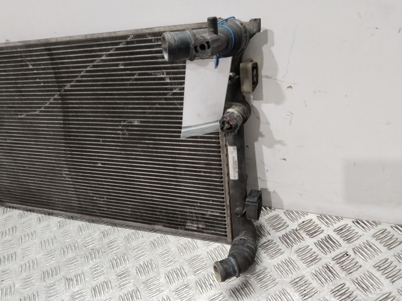 Recambio de radiador agua para volkswagen golf iv berlina (1j1) soul referencia OEM IAM 1j0121253ad  