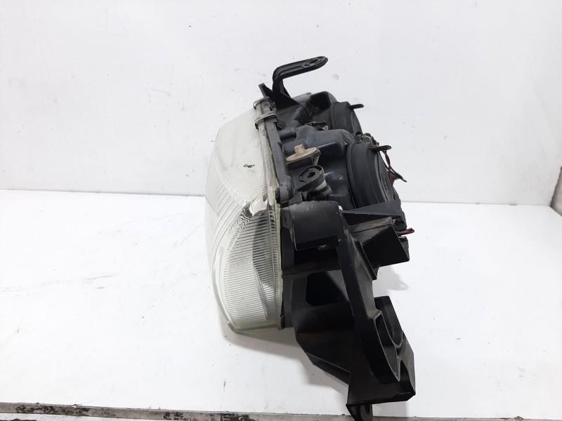 Recambio de faro izquierdo para nissan almera (n16/e) ambience referencia OEM IAM 26060BN01A  