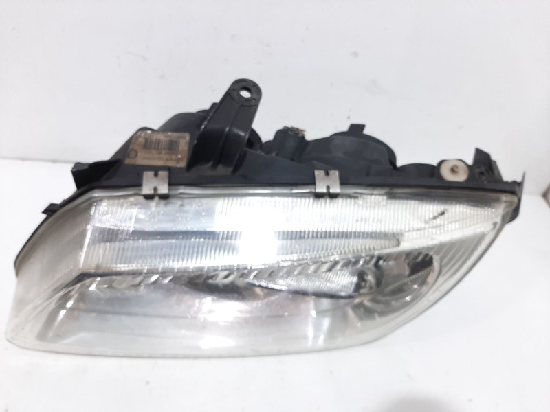 Recambio de faro izquierdo para nissan almera (n16/e) ambience referencia OEM IAM 26060BN01A  