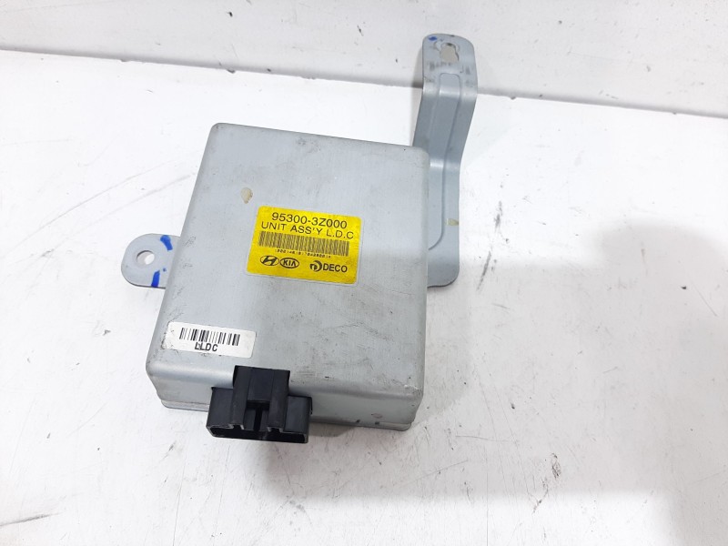 Recambio de modulo electronico para hyundai i40 cab bluedrive referencia OEM IAM 953003Z000  