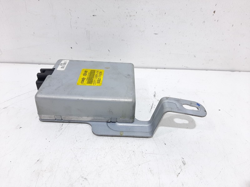 Recambio de modulo electronico para hyundai i40 cab bluedrive referencia OEM IAM 953003Z000  
