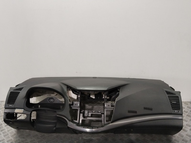 Recambio de salpicadero para hyundai i40 cab bluedrive referencia OEM IAM 847103Z000RY 569703Z100RY 845303Z000