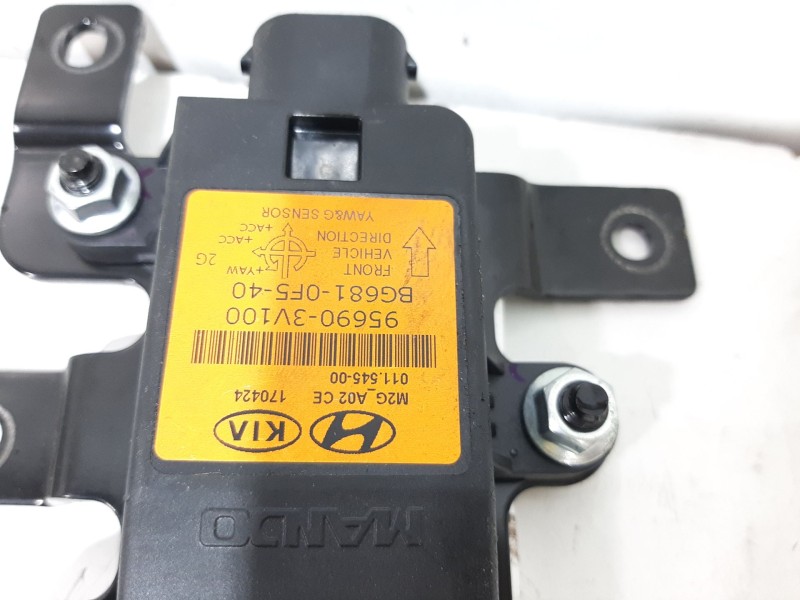 Recambio de colector admision para hyundai i40 cab bluedrive referencia OEM IAM 956903V100  