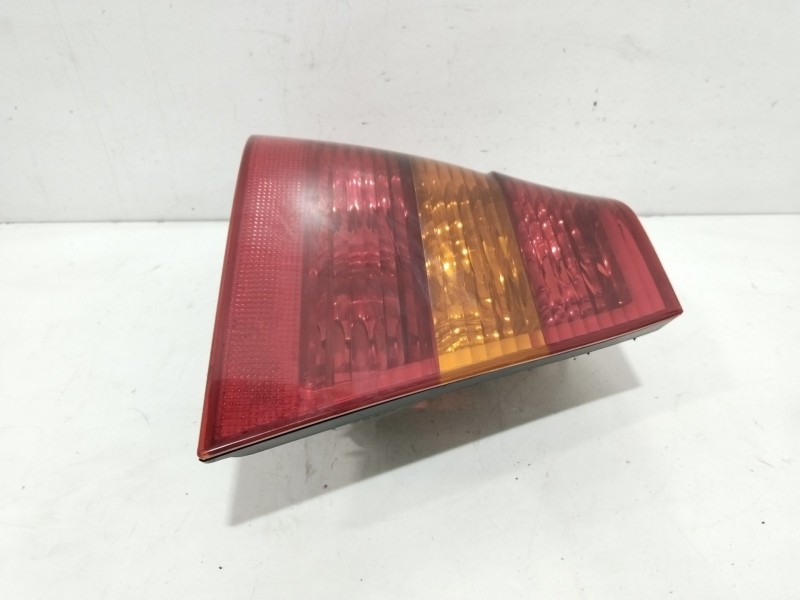 Recambio de piloto trasero derecho para bmw 3 (e46) 320 d referencia OEM IAM 6907933  