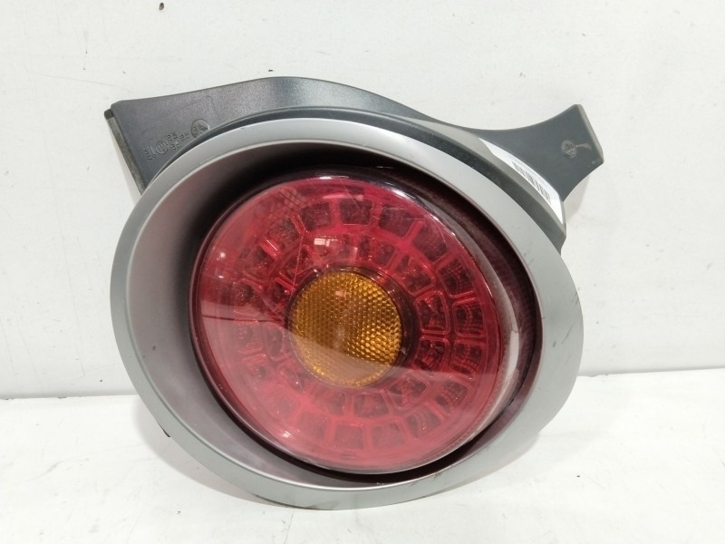 Recambio de piloto trasero derecho para alfa romeo mito (145) basis referencia OEM IAM 156087329  