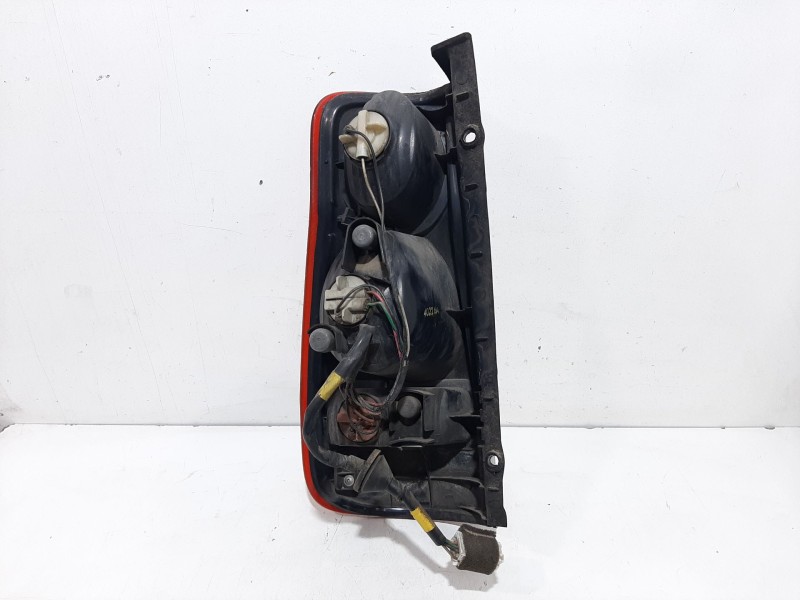 Recambio de piloto trasero derecho para hyundai matrix (fc) 1.5 crdi referencia OEM IAM 40226A  