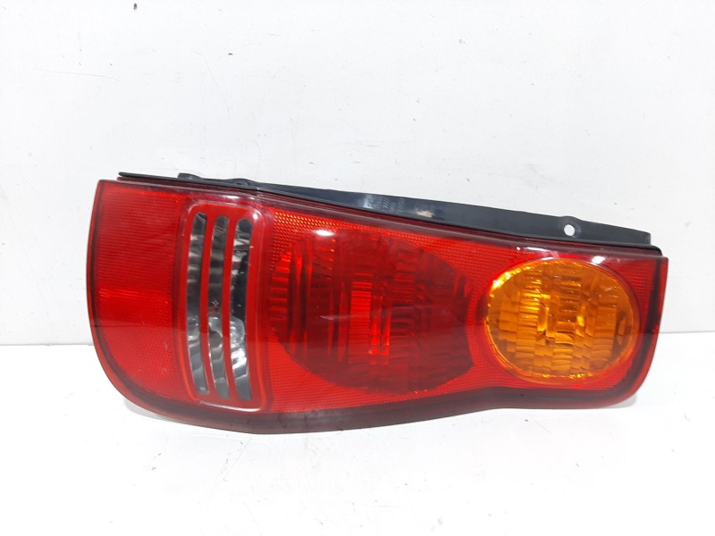 Recambio de piloto trasero derecho para hyundai matrix (fc) 1.5 crdi referencia OEM IAM 40226A  