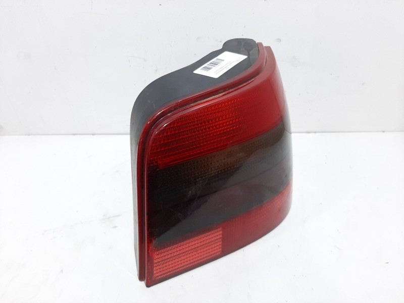 Recambio de piloto trasero derecho para volkswagen golf iv berlina (1j1) básico referencia OEM IAM 1J6945112S  