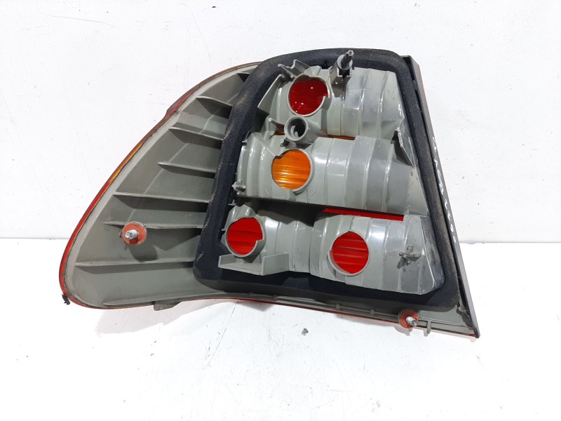 Recambio de piloto trasero izquierdo para bmw 3 (e46) 320 d referencia OEM IAM 6907934  